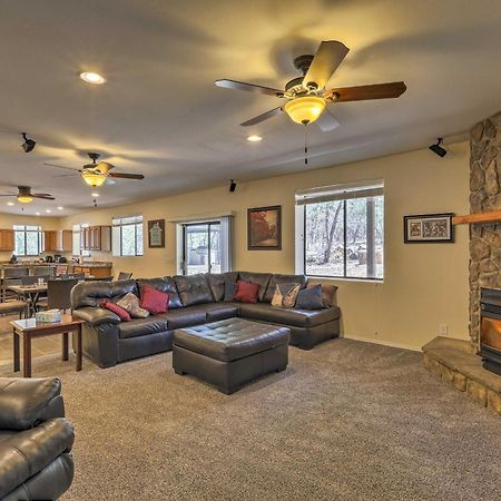 Spacious Pinetop-Lakeside Home With Hot Tub And Grill! Exterior photo