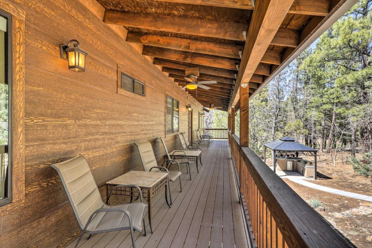 Spacious Pinetop-Lakeside Home With Hot Tub And Grill! Exterior photo